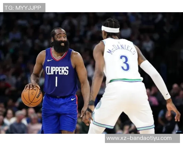 森林狼引导爱德华兹学习哈登技巧助力提升罚球能力与进攻效率 森林狼引导爱德华兹学习哈登技巧助力提升罚球能力与进攻效率