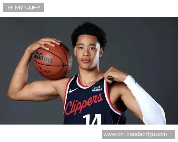 祖巴茨单场狂揽33分18篮板创快船队史近20年新纪录 祖巴茨单场狂揽33分18篮板创快船队史近20年新纪录